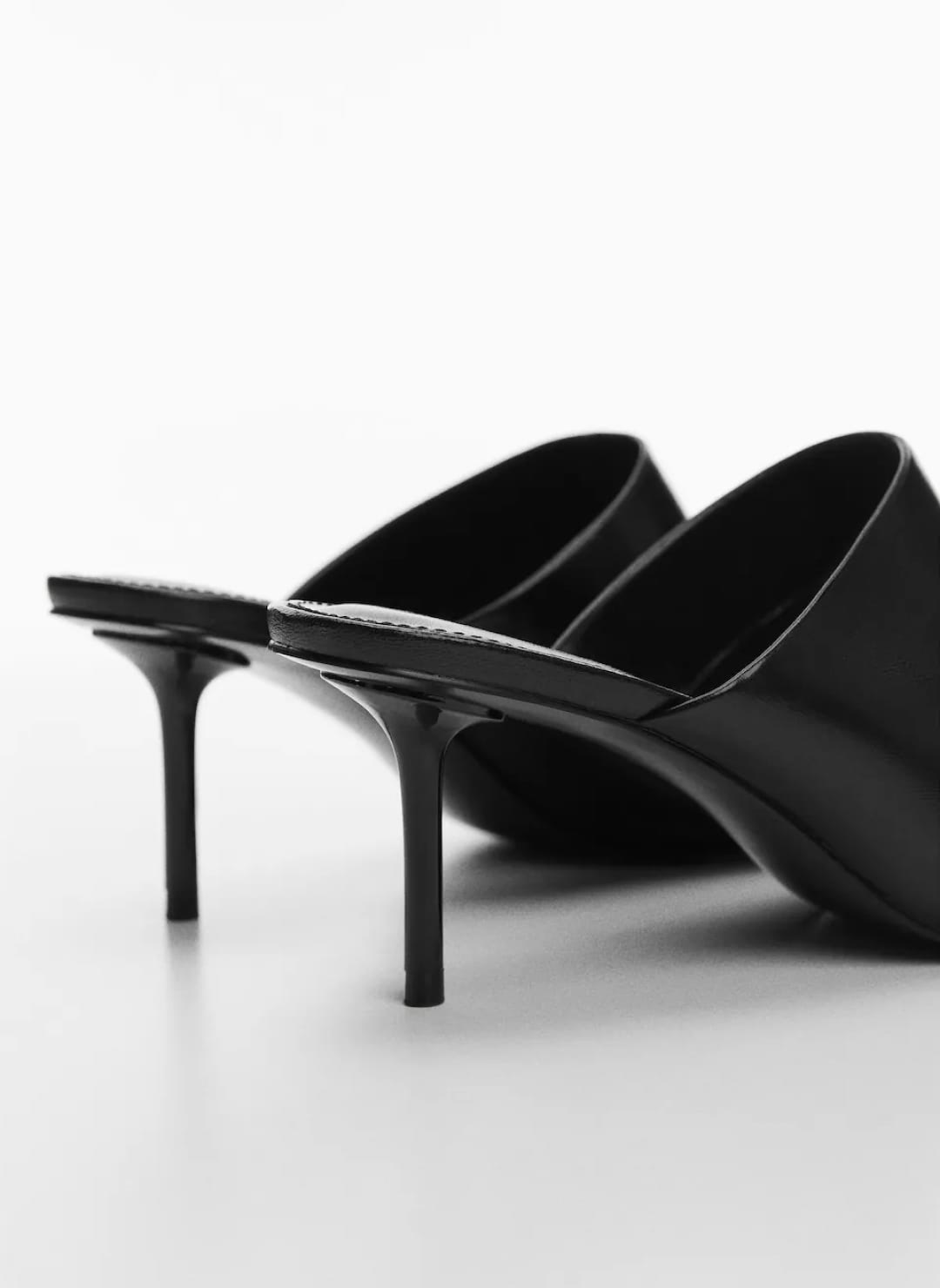 Stiletto heel leather mules - Imagen 4
